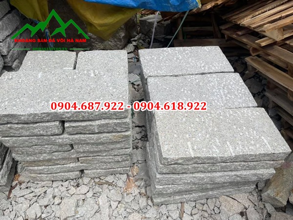 Đá muối tiêu trắng lát bước dạo