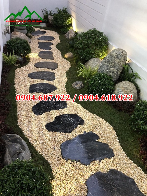 Đá lũa đen lát bước dạo