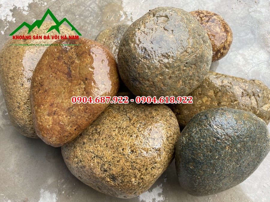 Đá cuội xám vàng