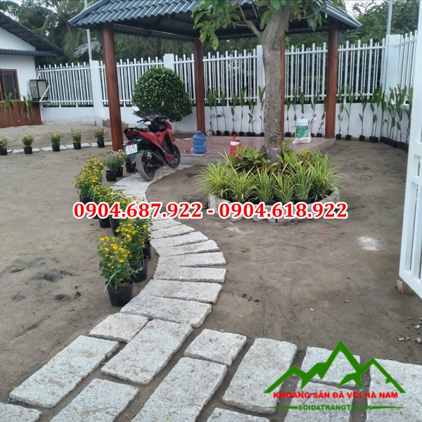 cung cấp đá muối tiêu lát sân vườn