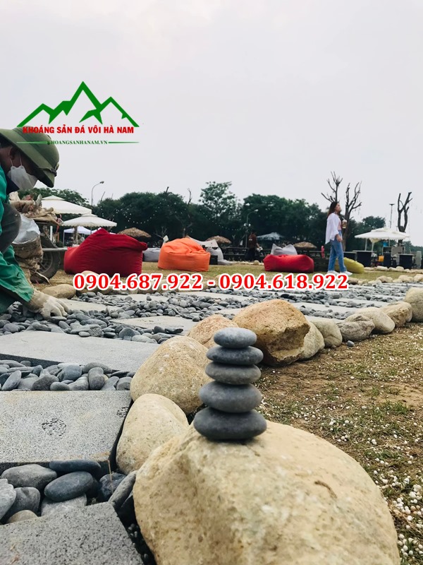 bán sỏi đá rải sân vườn