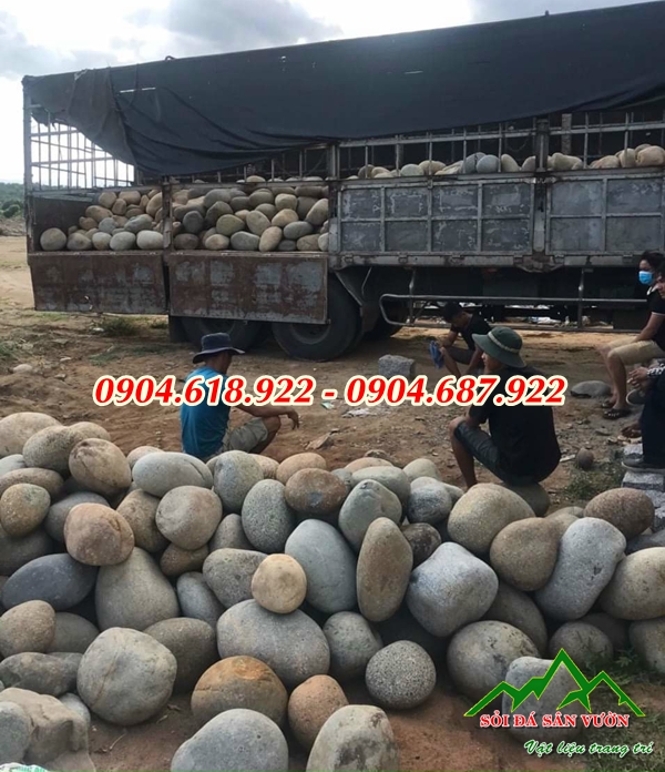 Dai-chi-ban-da-cuoi-dep-gia-re-tai-ha-noi (4)