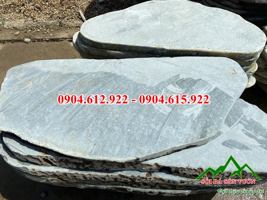 đá cuội bước dạo xanh rêu